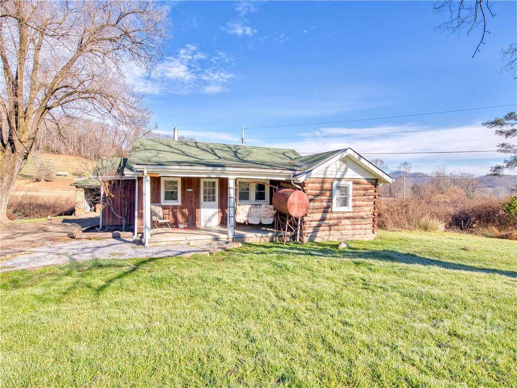 966 Hemphill Road - Photo 1