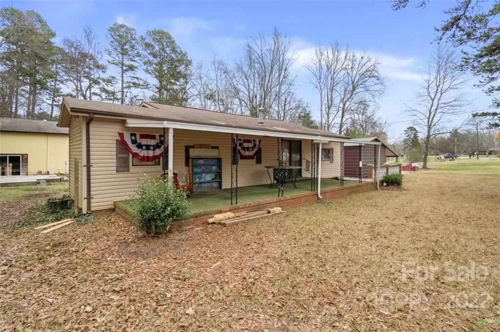 5208 Hickory Grove Road - Photo 1