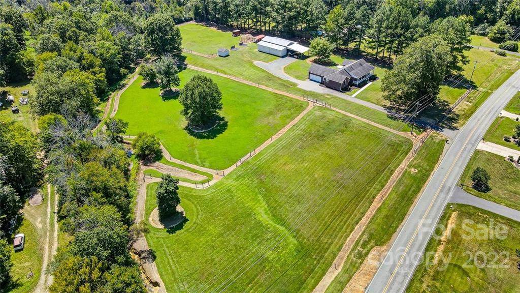 3102 Midland Road - Photo 1