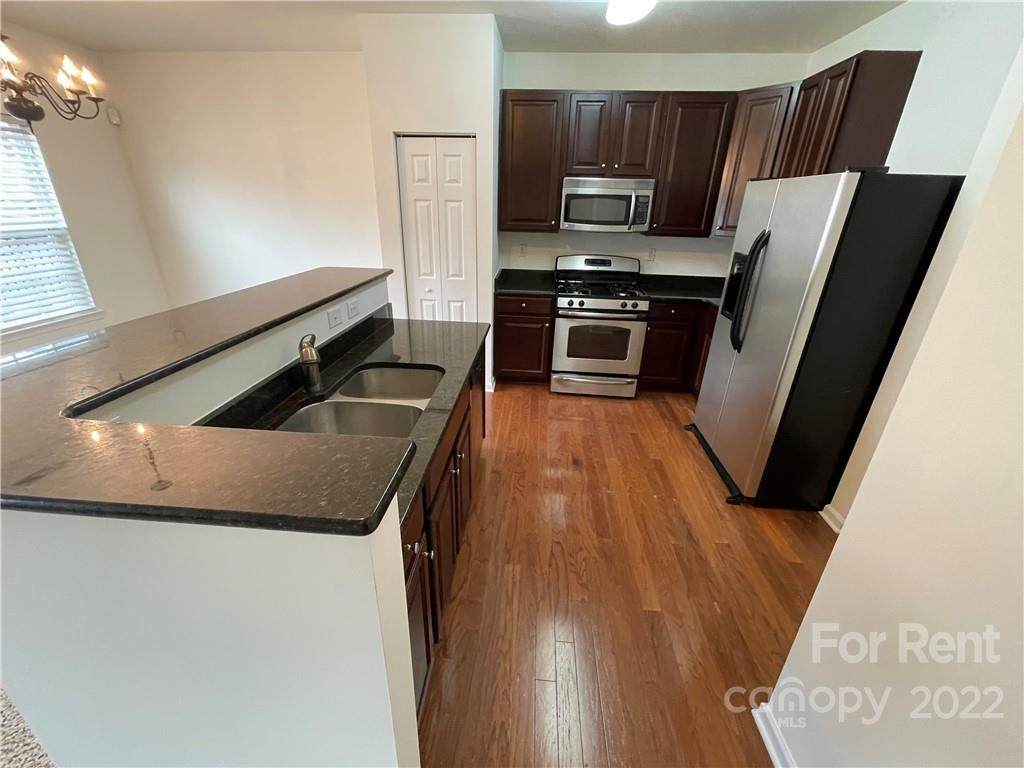 4710 Mount Royal Lane - Photo 1