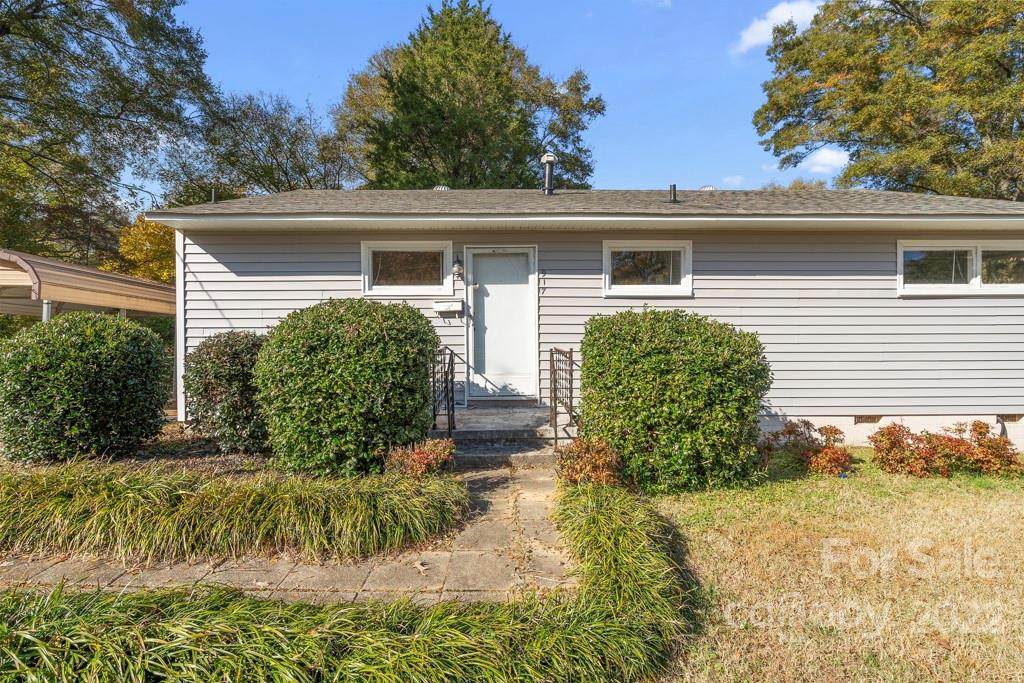 917 Broad Street - Photo 1