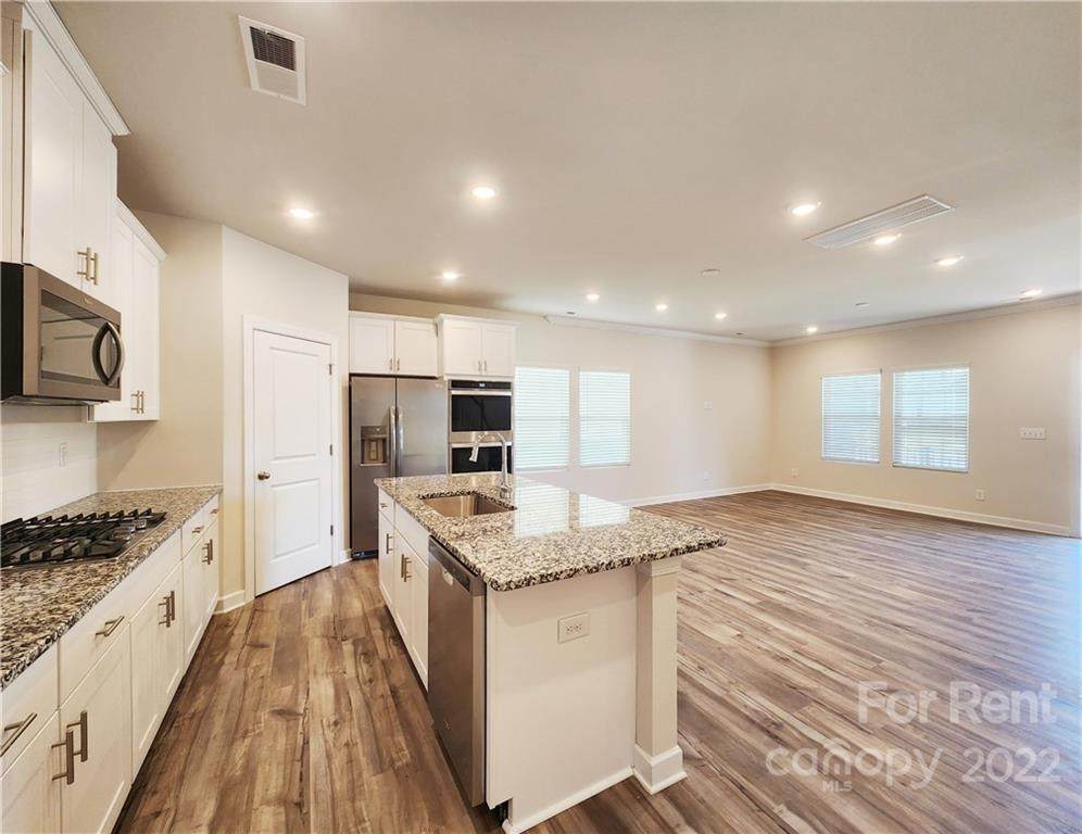 701 Windage Way - Photo 1