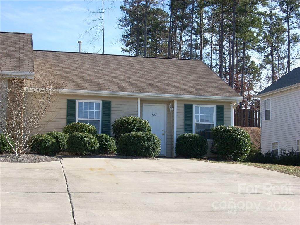 127 Springwood Lane - Photo 1
