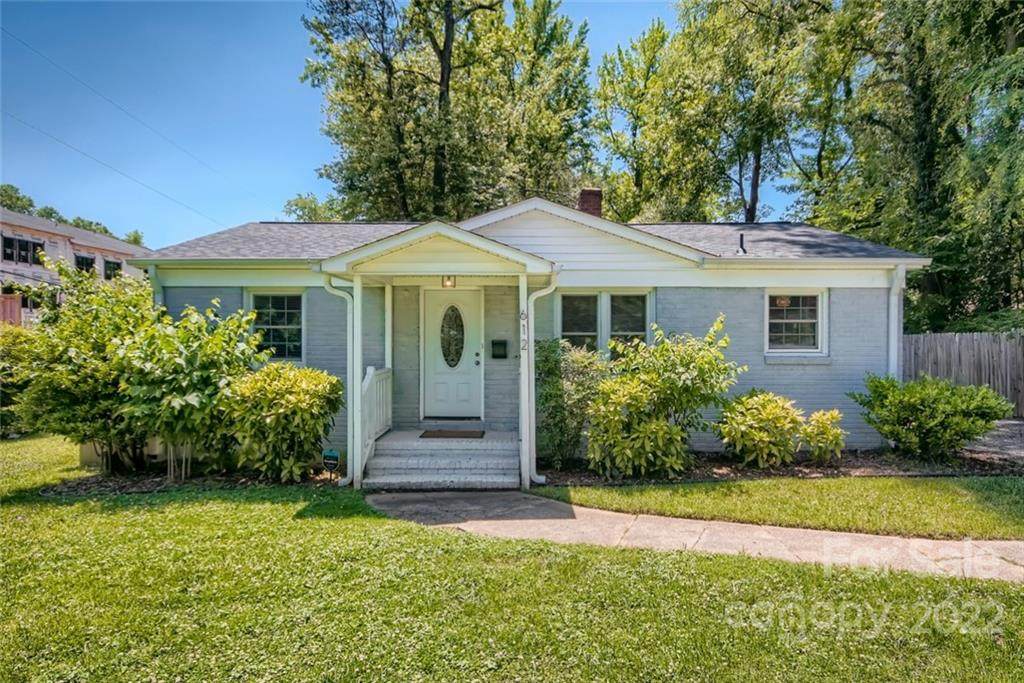 612 Woodlawn Road - Photo 1