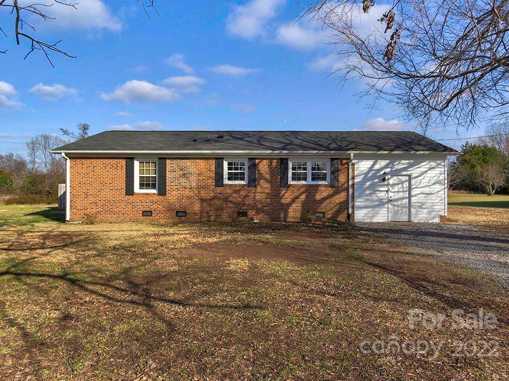 119 Moss Drive - Photo 1