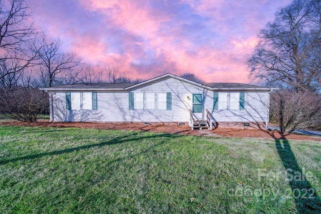 2607 Hwy 218 Highway - Photo 1