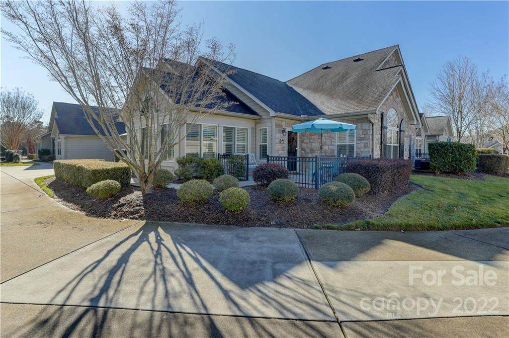 728 Ledgestone Court - Photo 1