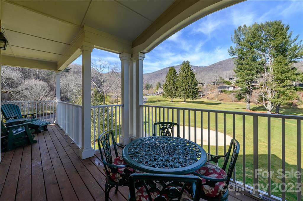 37 Glenview Lane - Photo 1