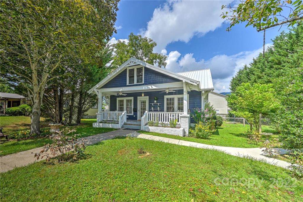 1458 Main Street - Photo 1