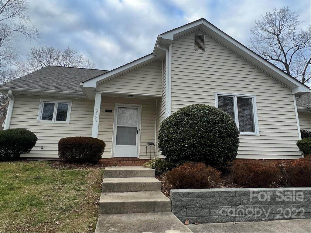 219A Eastwood Drive - Photo 1