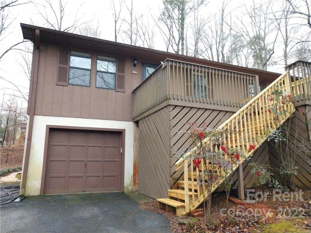 296 Windwood Drive - Photo 1