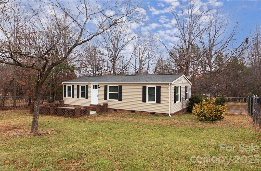 6231 Sherwood Lane - Photo 1