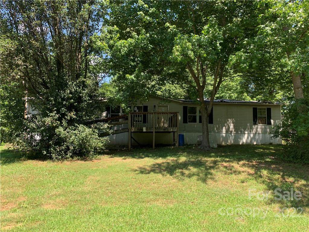 953 Hillview Drive - Photo 1