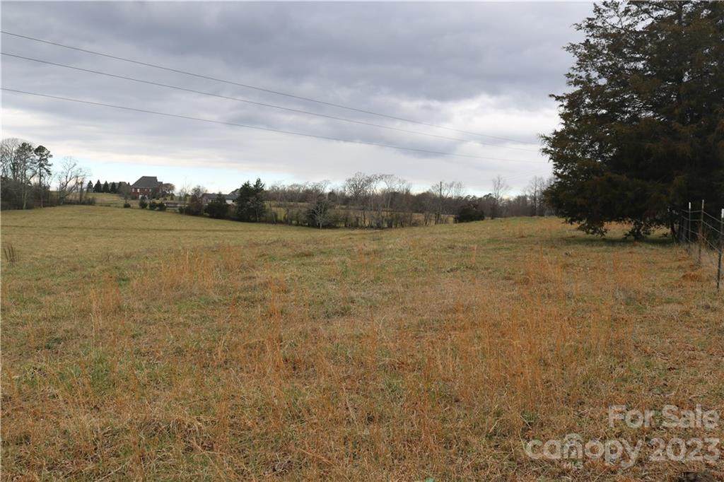 1050 Doggett Road - Photo 1