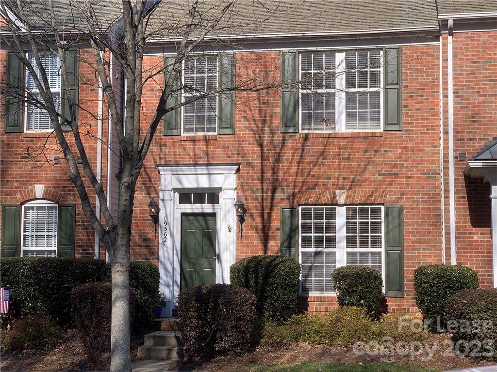 19362 Makayla Lane - Photo 1