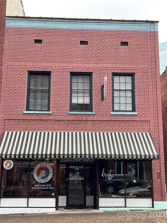 17 Union Street - Photo 1
