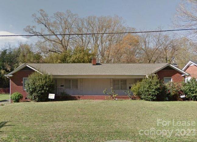 1047 Main Street - Photo 1