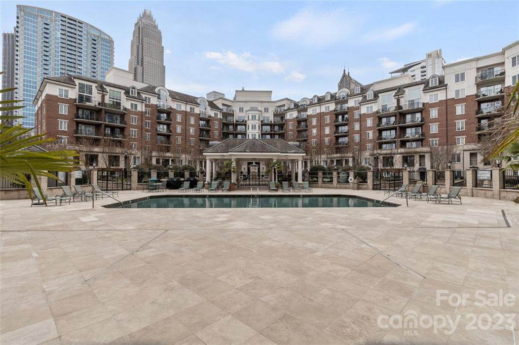 300 5th Street - Photo 1