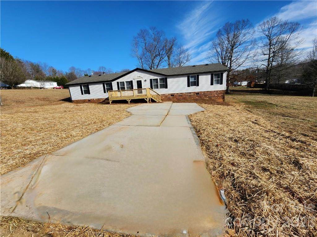 2000 Willow Creek Court - Photo 1
