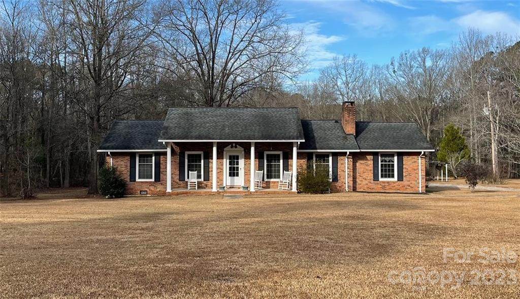 3047 Oakland Drive - Photo 1