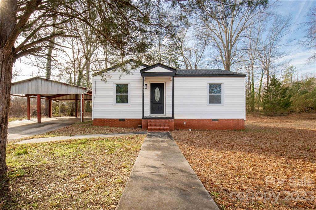 162 Elliott Street - Photo 1