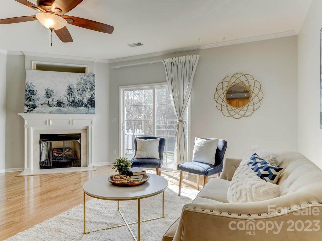 1504 Royal Auburn Avenue - Photo 1