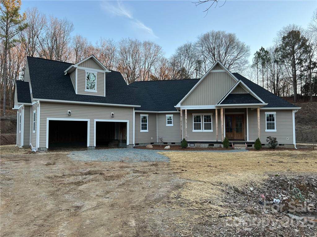 911 Silver Fox Drive - Photo 1