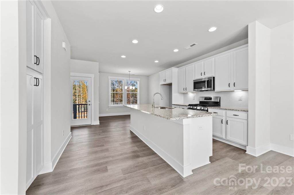 608 Amalfi Drive - Photo 1
