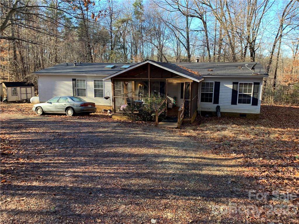 161 Dorothy Lane - Photo 1