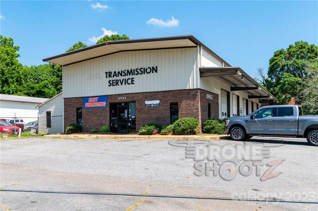 1614 Newton Drive - Photo 1