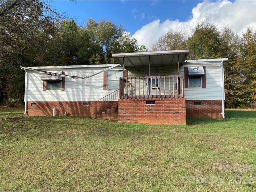 130 & 134 Gold Street - Photo 1