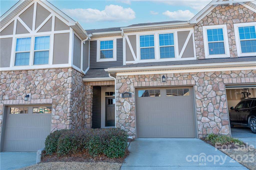 1223 Bhaltair Lane - Photo 1