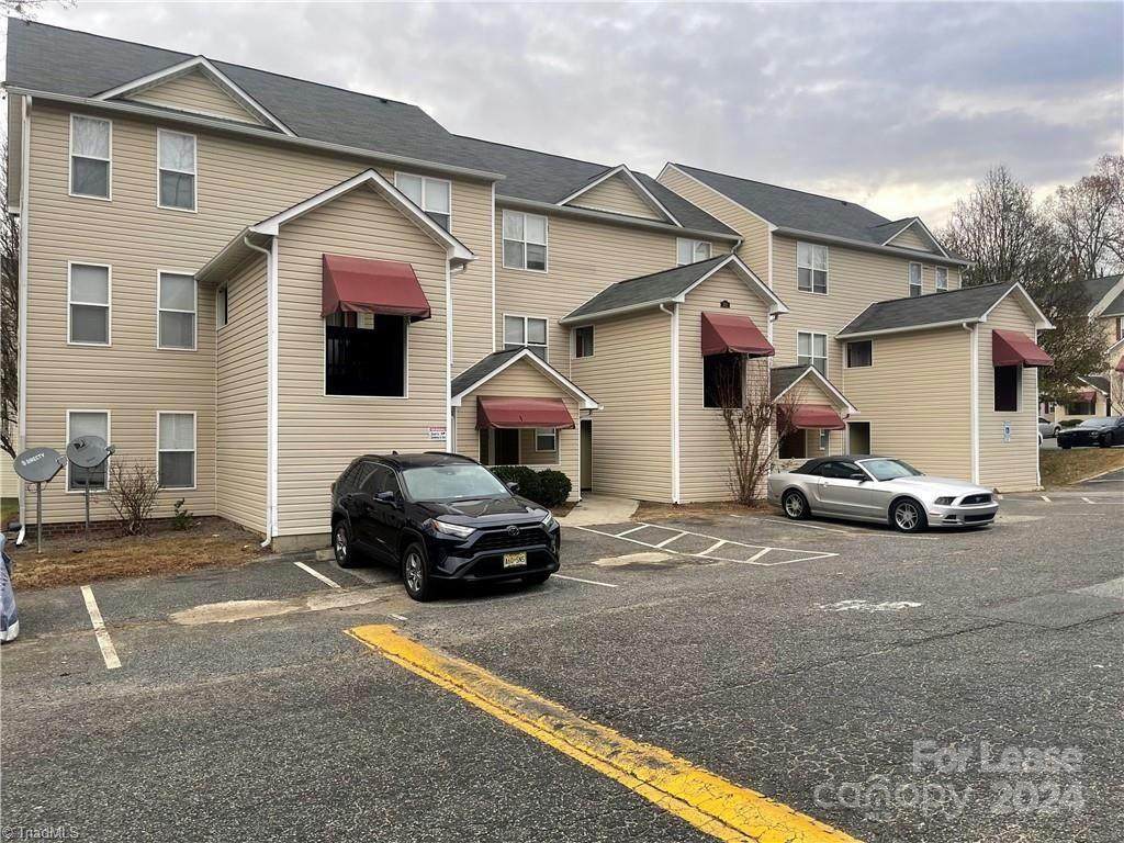 304 Ardale Drive - Photo 1