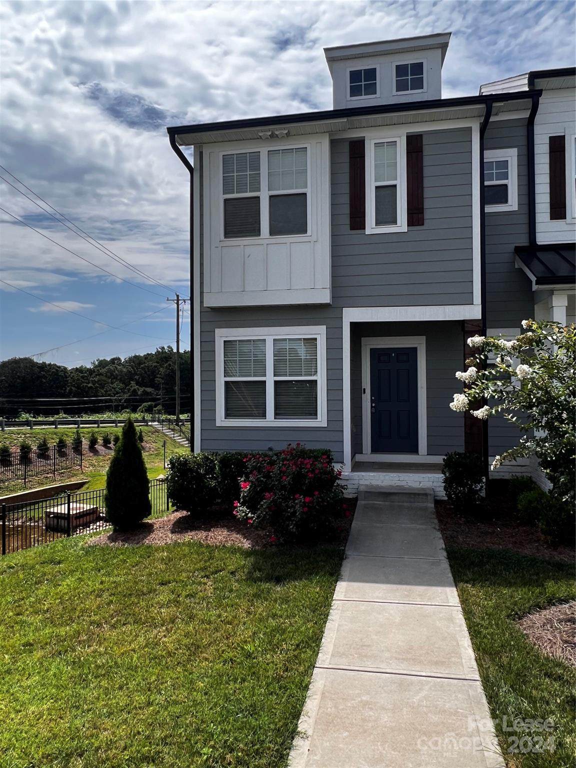 231 Keener Boulevard - Photo 1