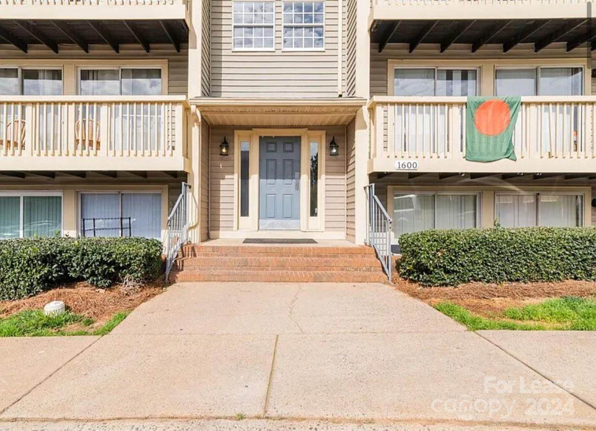 1600 Arlyn Circle - Photo 1