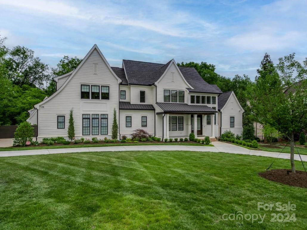 1013 Maxwell Court - Photo 1