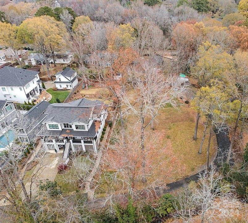 444 Hunter Lane - Photo 1