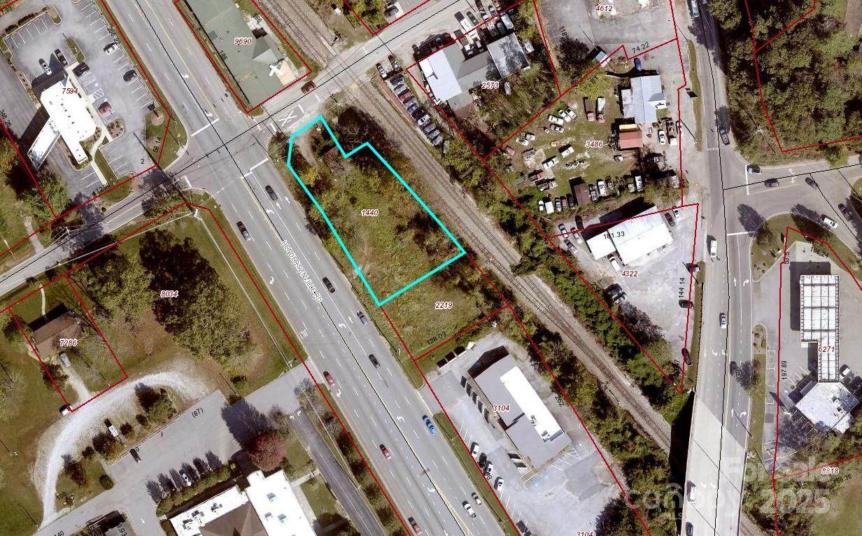 2412 Hendersonville Road - Photo 1