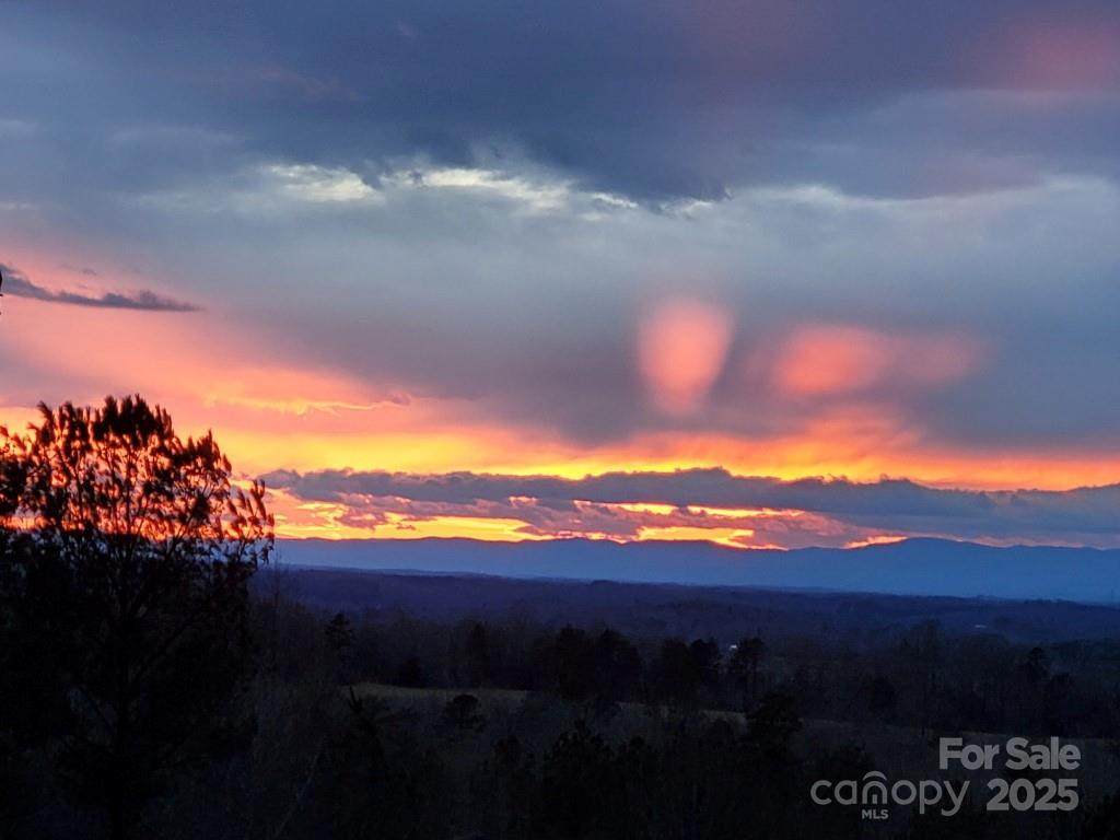https://bt-photos.global.ssl.fastly.net/cmls/orig_boomver_1_4231852-1.jpg
