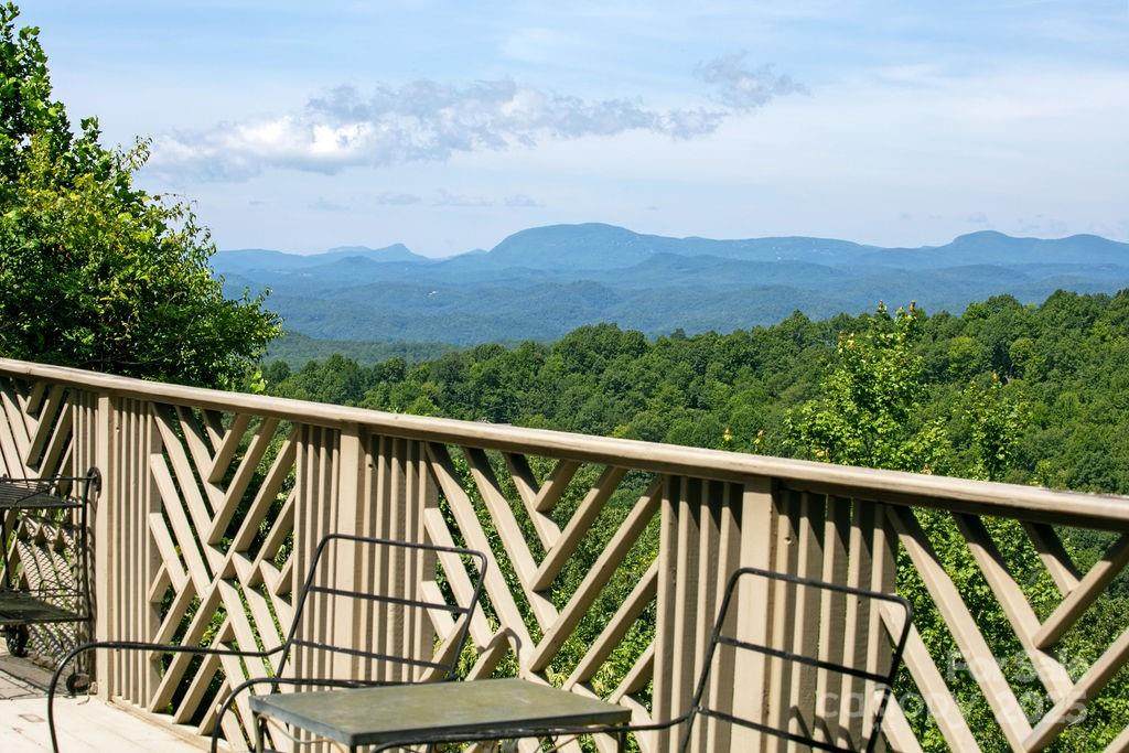 499 Unvdatlvi Court - Photo 1