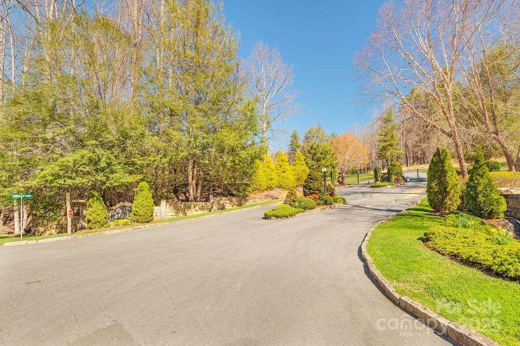 461 Somersby Parkway - Photo 1