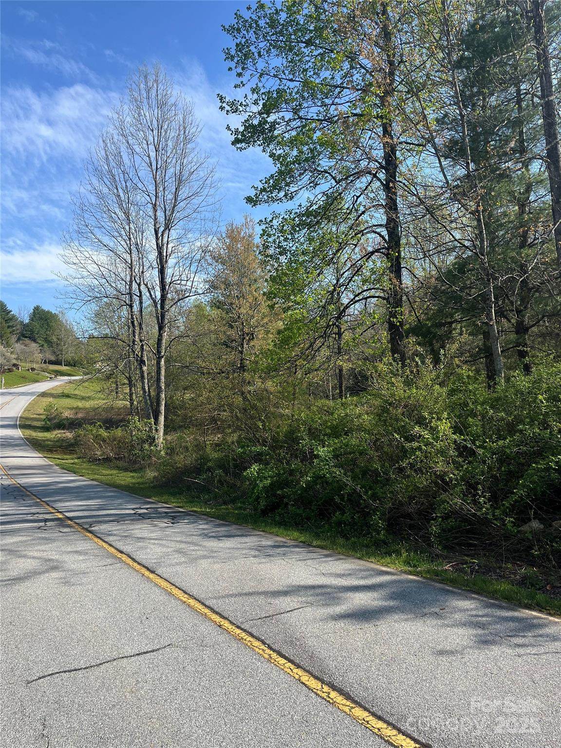 138 Founders Drive - Photo 1