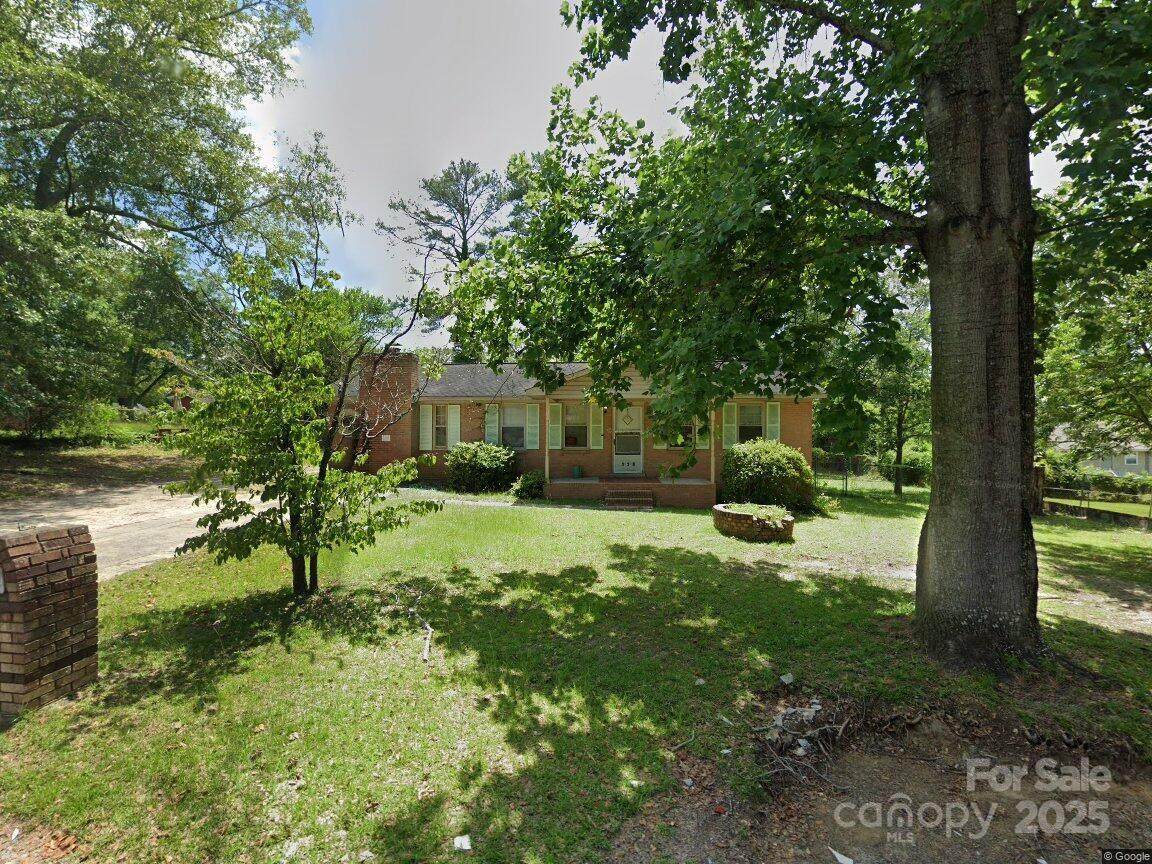 826 Armour Street - Photo 1