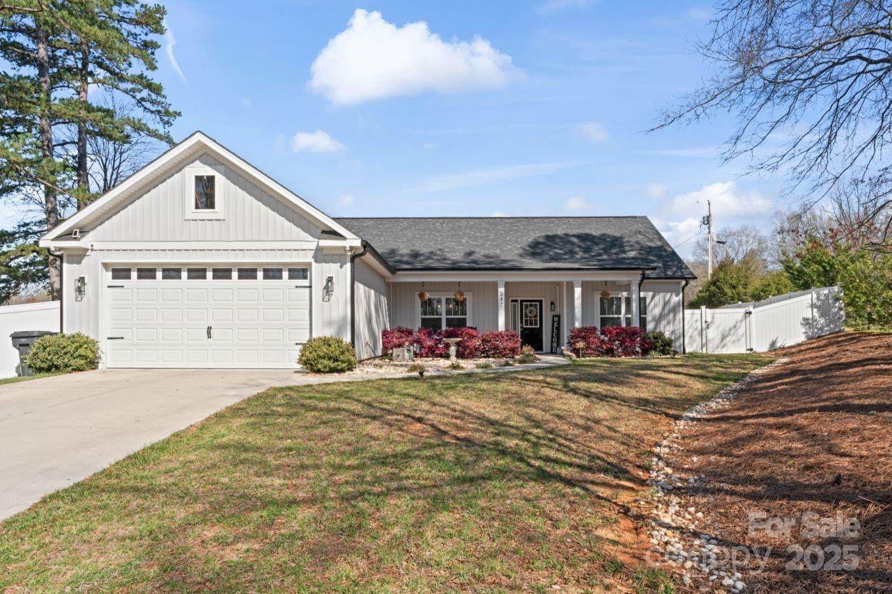 247 Timberland Loop - Photo 1
