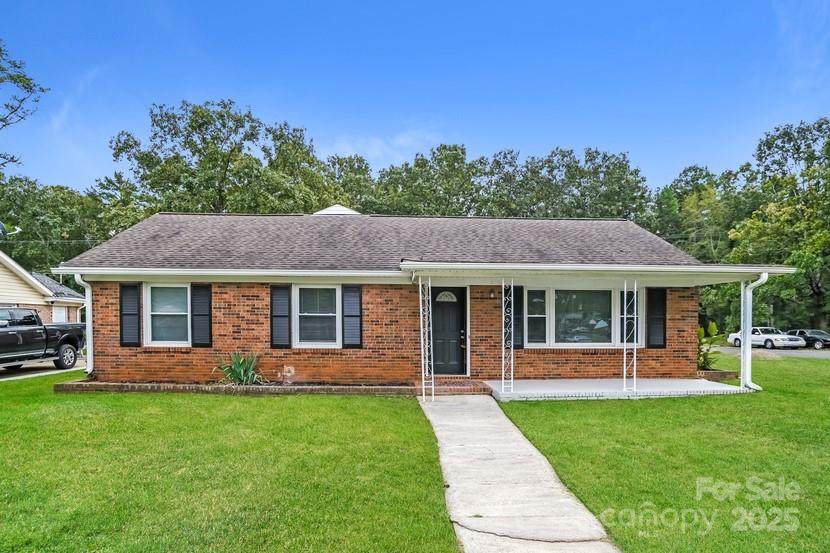 1204 Glenarden Drive - Photo 1