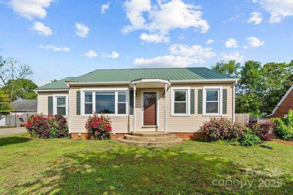 531 Lower Creek Drive - Photo 1
