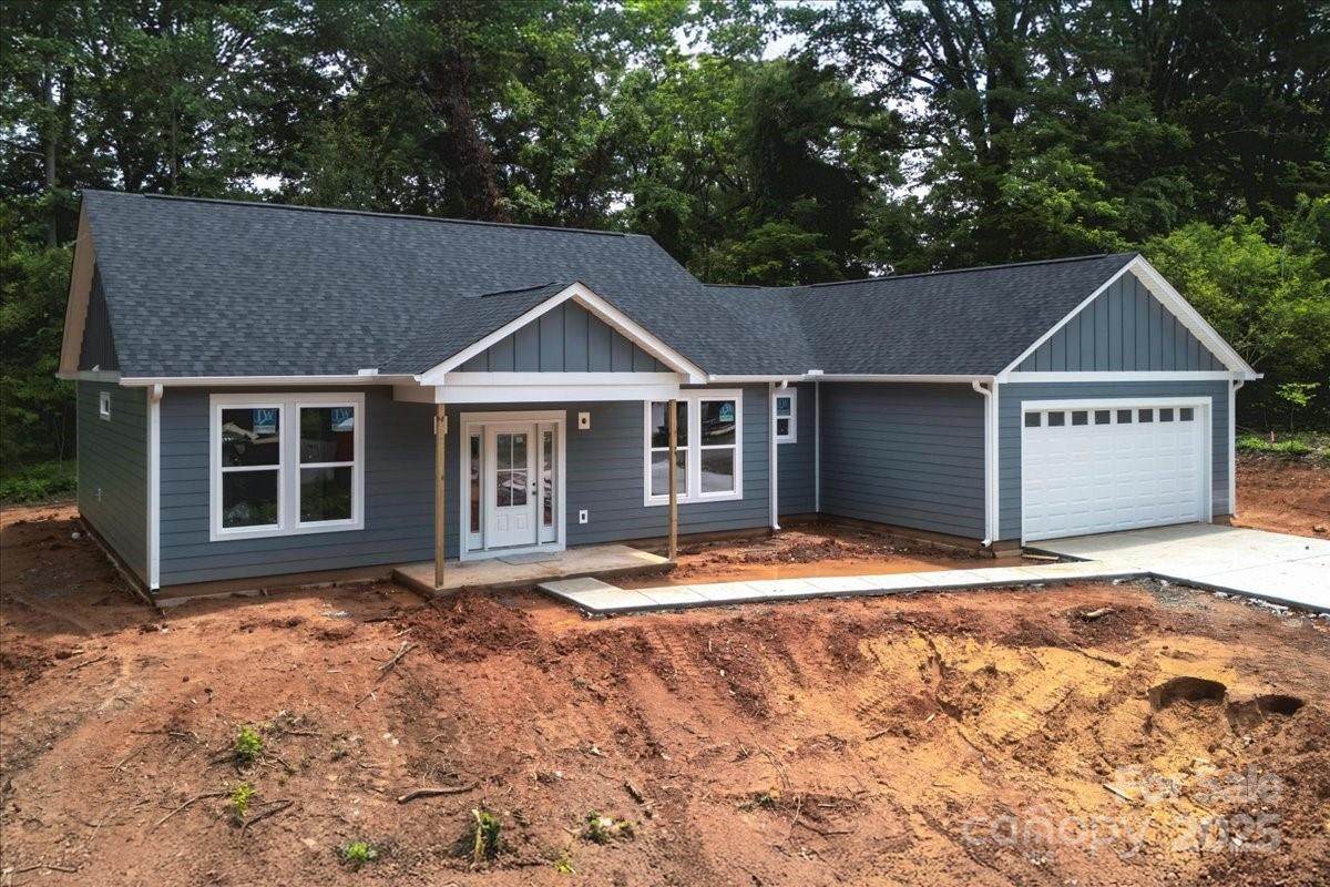 415 Dogwood Lane - Photo 1