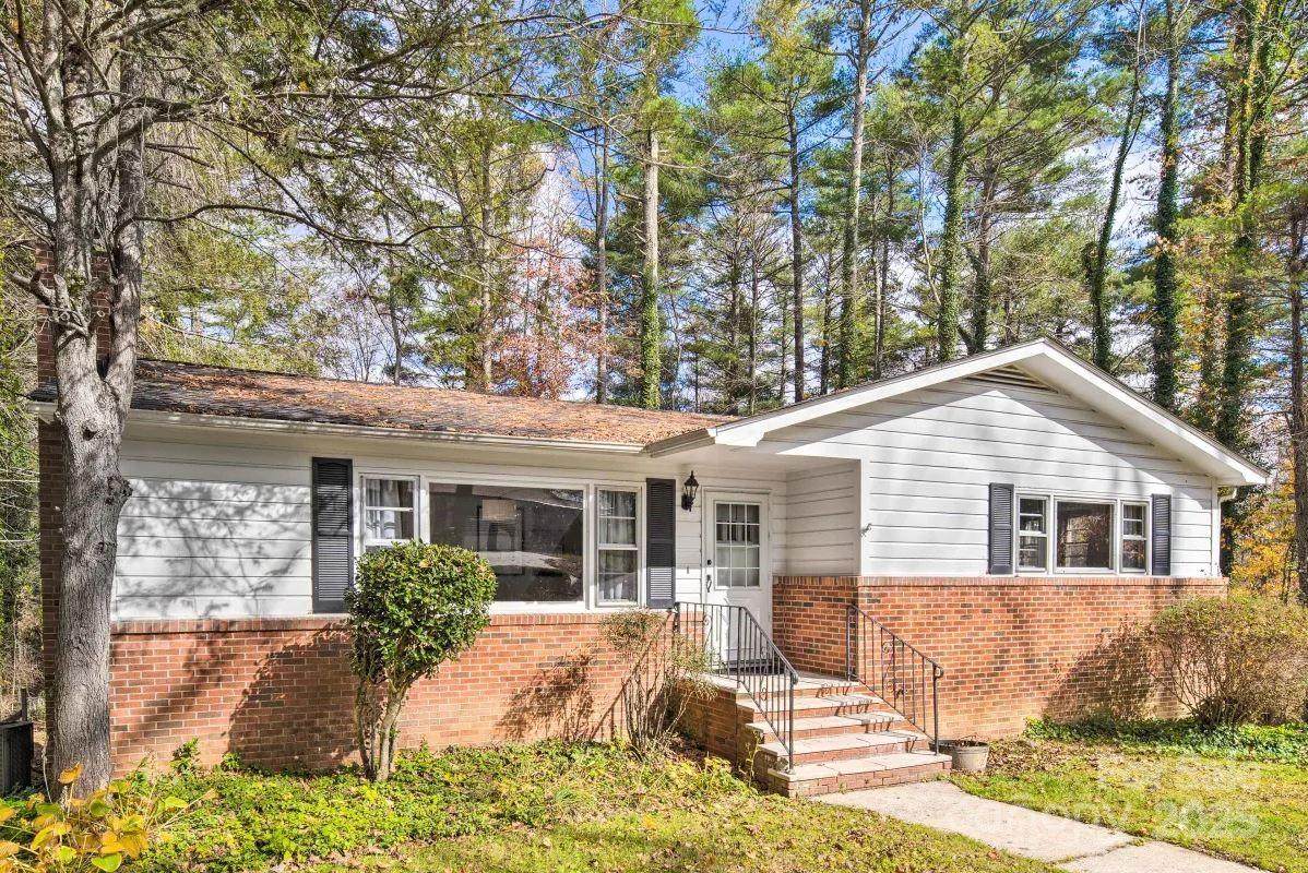 314 Armstrong Avenue - Photo 1