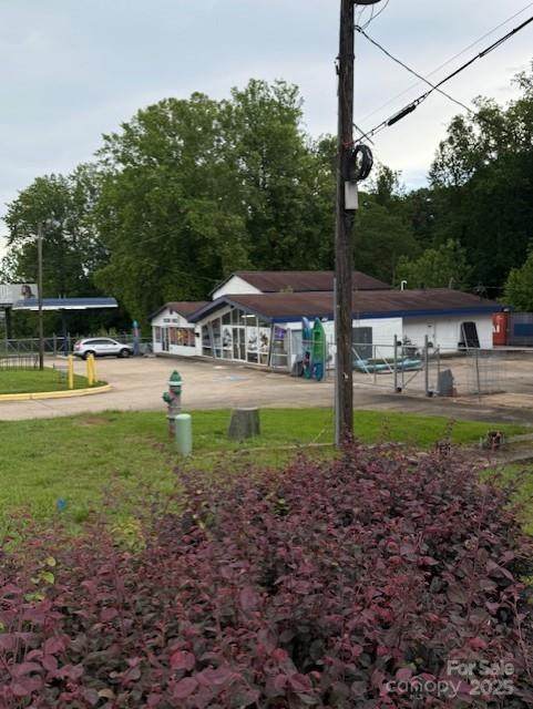 400 Dixon Boulevard - Photo 1