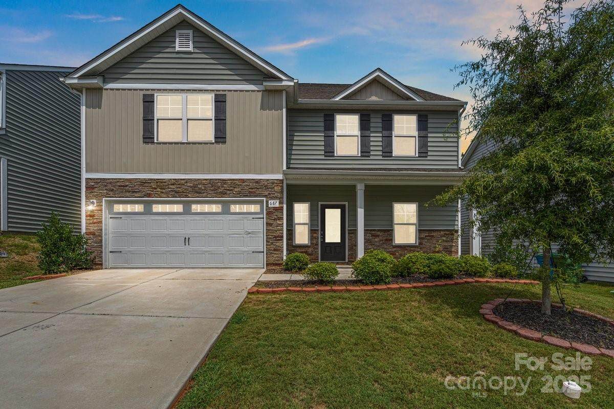 687 Cape Fear Street - Photo 1